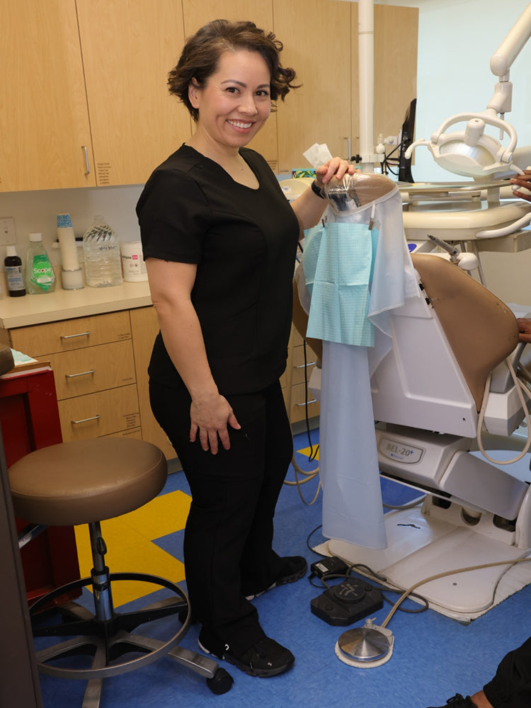 Jasmine CURVY Cargo Scrub Pants