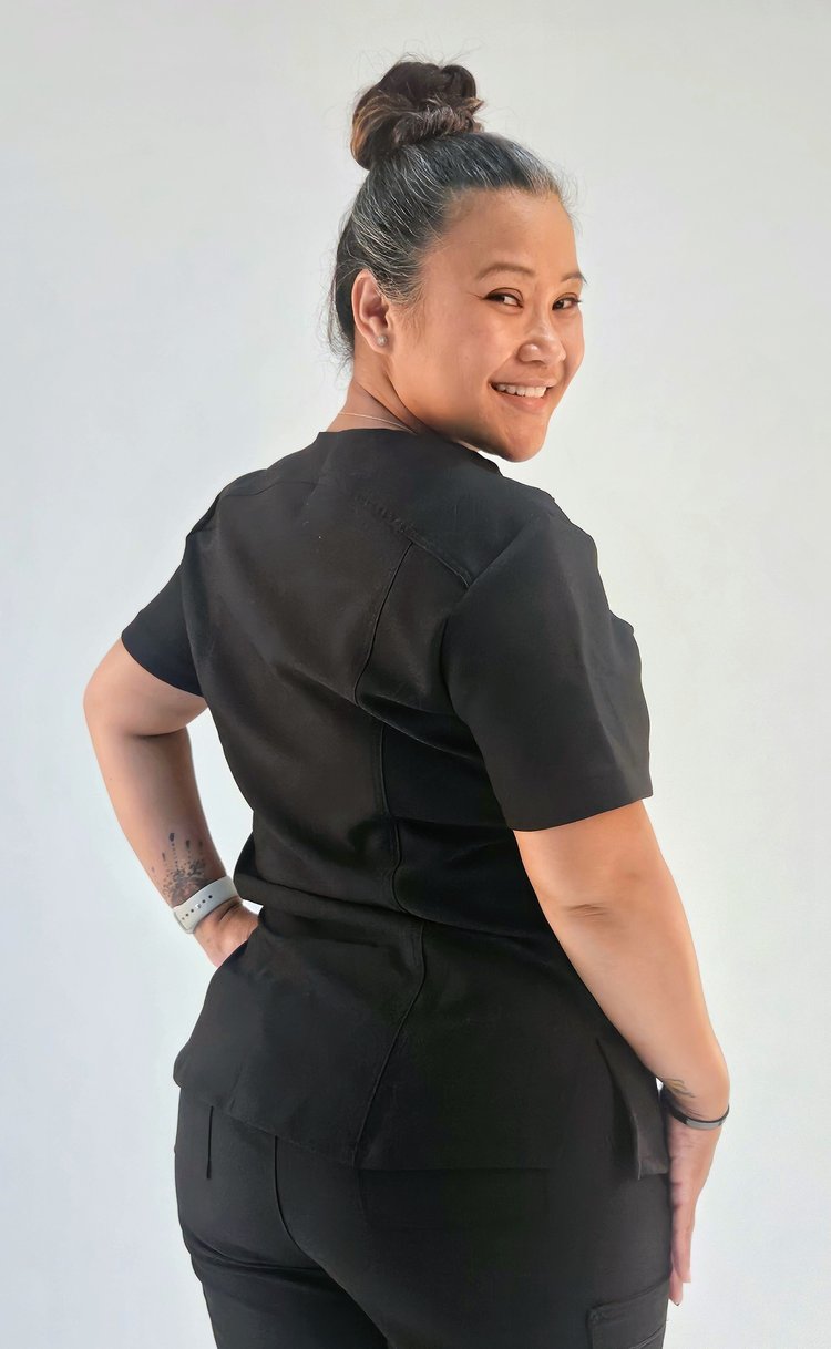 Women's Black CURVY Scrub Shirt w/ Waist Pocket