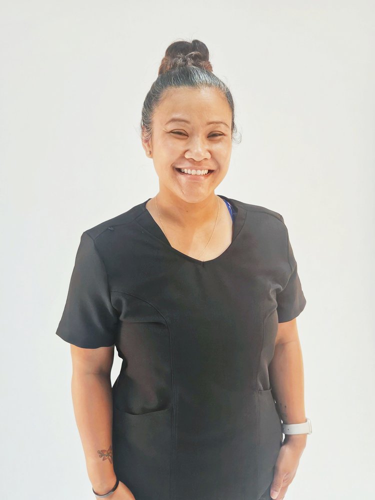 Women's Black Scrub Shirt w/ Waist Pocket